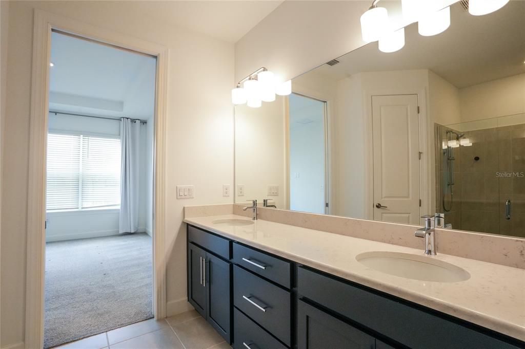 For Rent: $3,600 (3 beds, 2 baths, 1926 Square Feet)