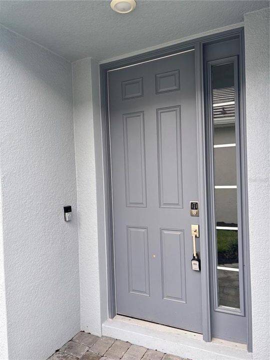 For Rent: $3,600 (3 beds, 2 baths, 1926 Square Feet)