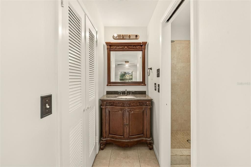 For Rent: $3,400 (4 beds, 2 baths, 1739 Square Feet)