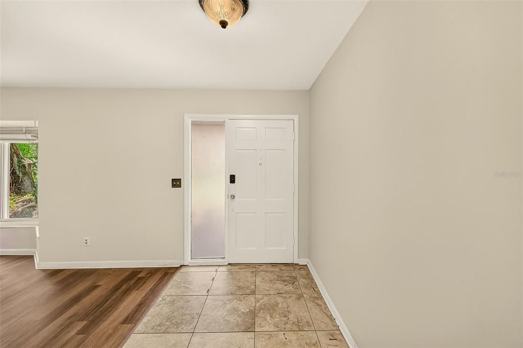 For Rent: $3,400 (4 beds, 2 baths, 1739 Square Feet)
