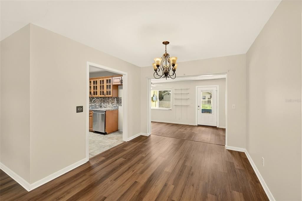 For Rent: $3,400 (4 beds, 2 baths, 1739 Square Feet)