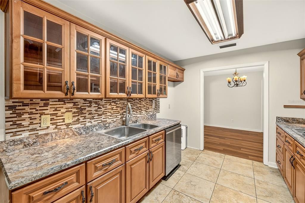 For Rent: $3,400 (4 beds, 2 baths, 1739 Square Feet)