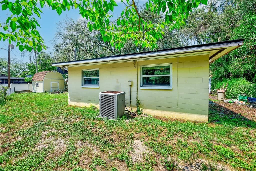 For Rent: $3,400 (4 beds, 2 baths, 1739 Square Feet)