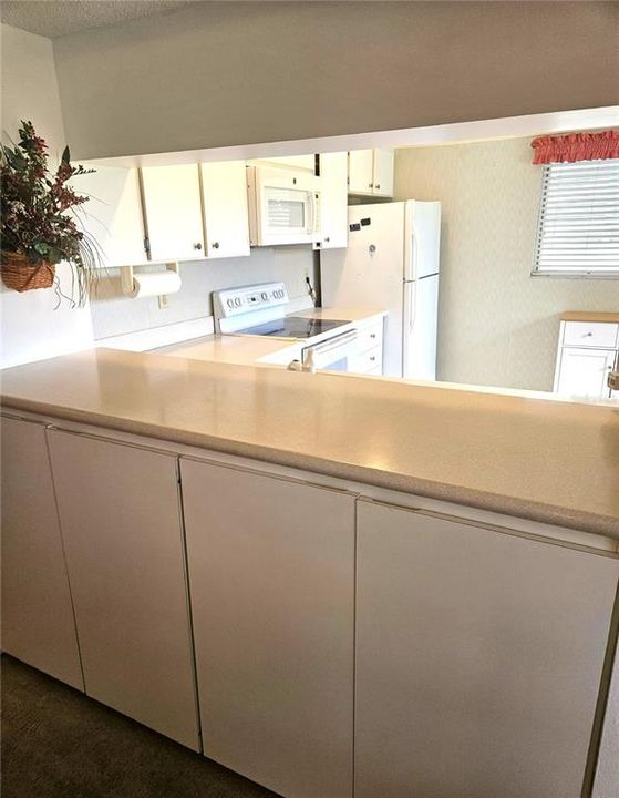 For Sale: $199,900 (2 beds, 2 baths, 1284 Square Feet)