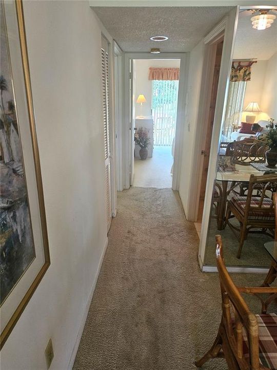 For Sale: $199,900 (2 beds, 2 baths, 1284 Square Feet)