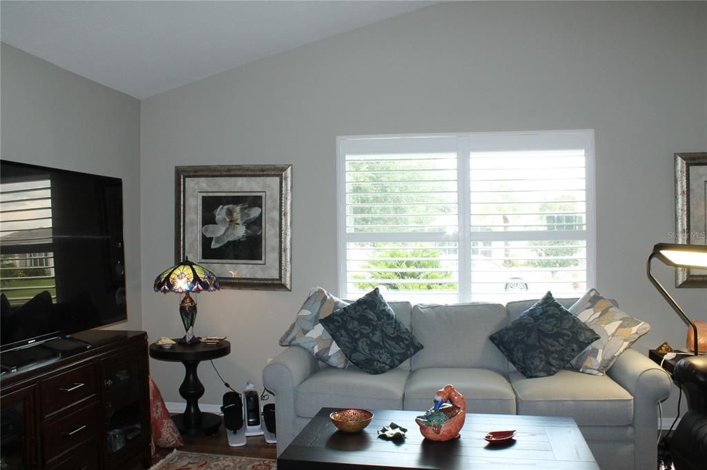 For Sale: $430,000 (3 beds, 2 baths, 1821 Square Feet)
