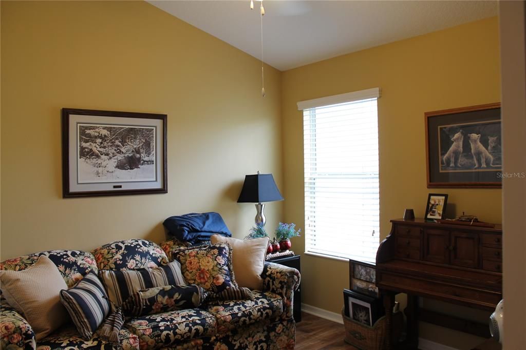 For Sale: $430,000 (3 beds, 2 baths, 1821 Square Feet)