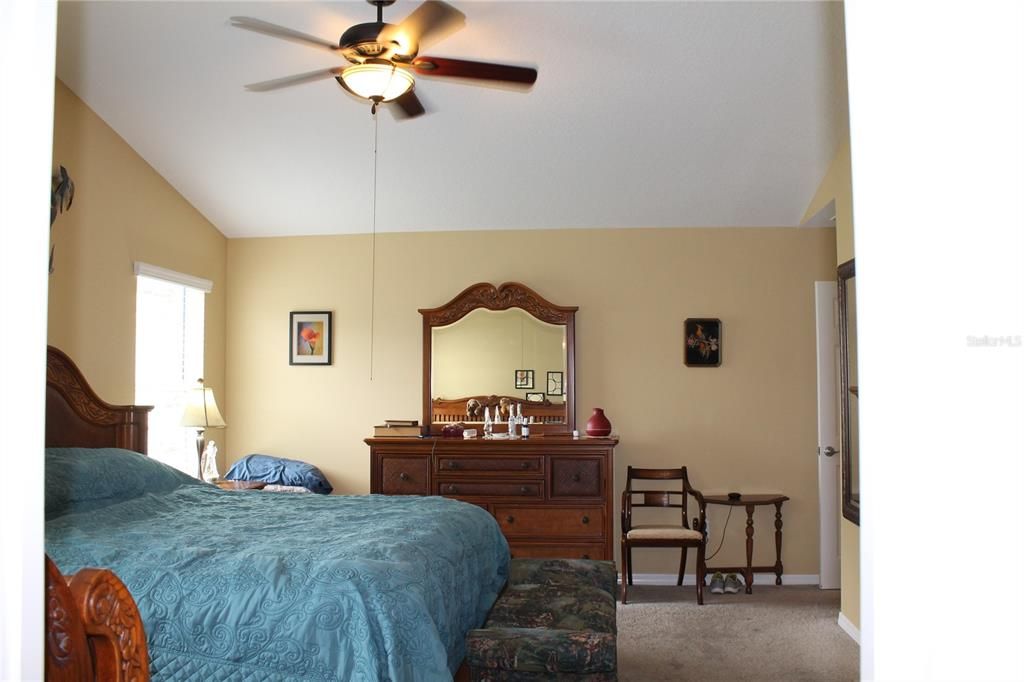 For Sale: $430,000 (3 beds, 2 baths, 1821 Square Feet)