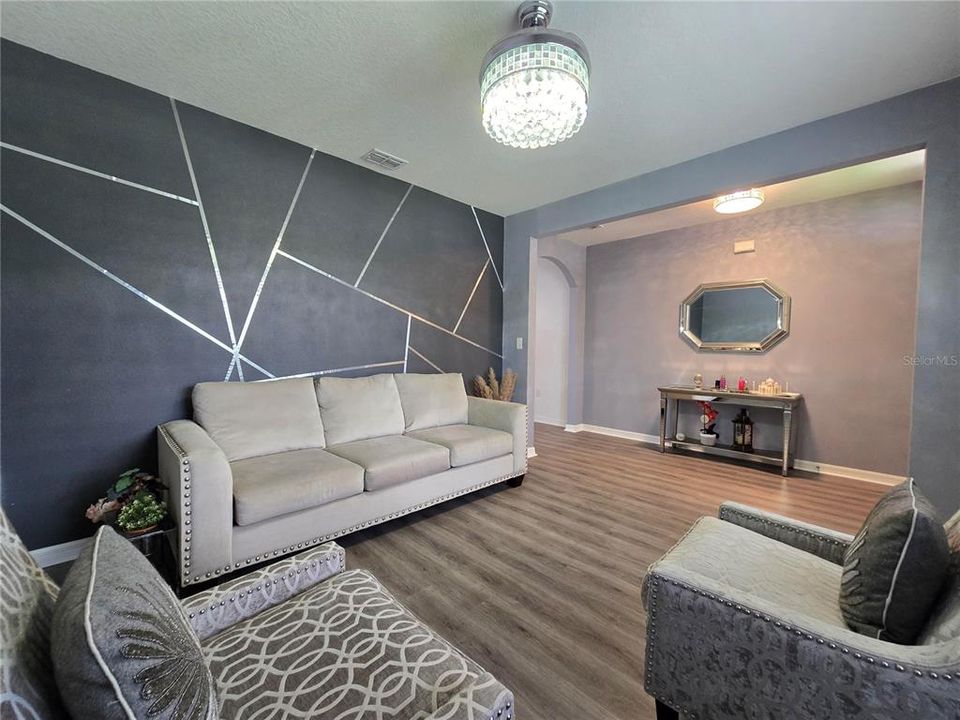На продажу: $525,000 (5 спален, 3 ванн, 2674 Квадратных фут)
