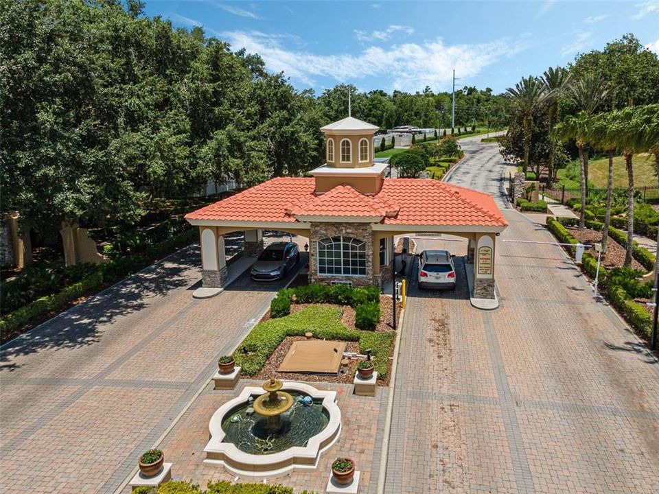 На продажу: $259,990 (3 спален, 2 ванн, 1692 Квадратных фут)