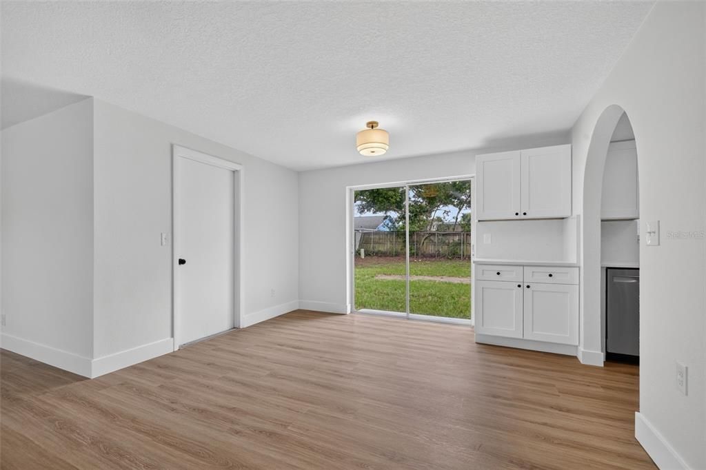 Active With Contract: $429,000 (3 beds, 2 baths, 1455 Square Feet)