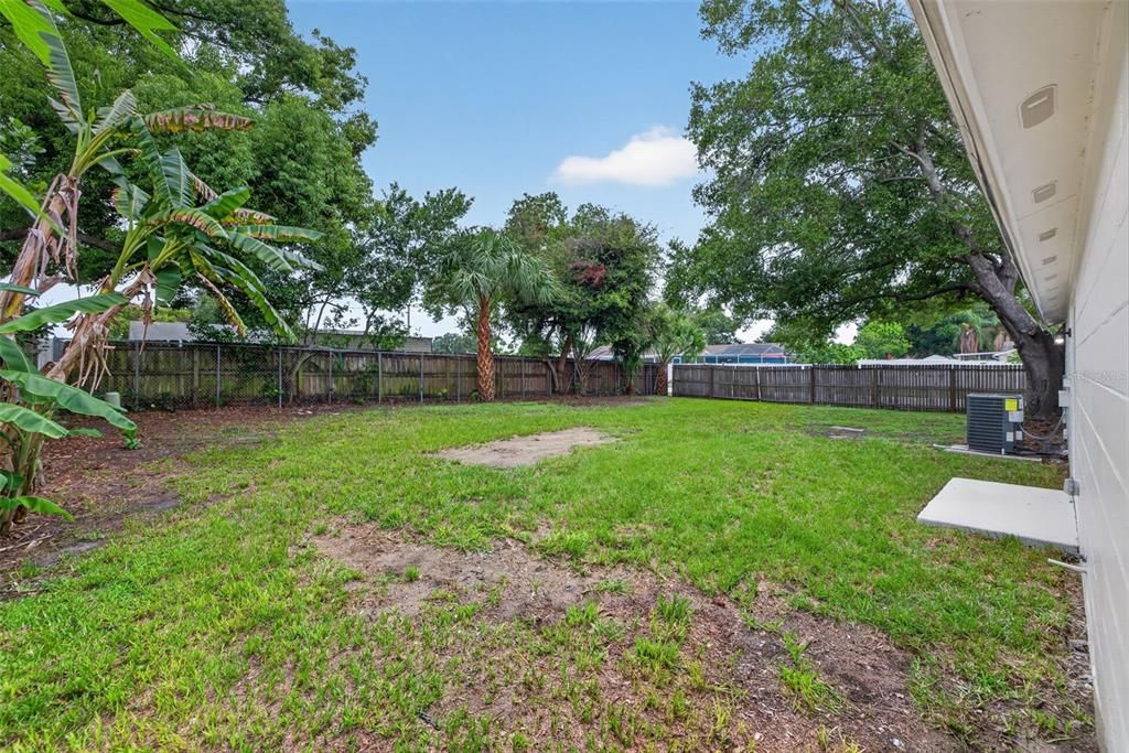 Active With Contract: $429,000 (3 beds, 2 baths, 1455 Square Feet)