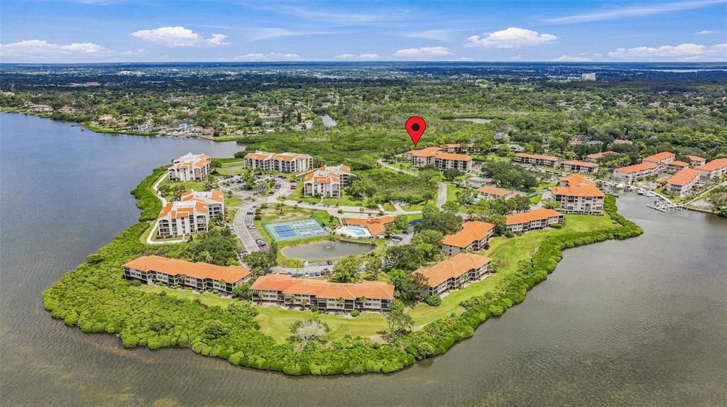 En Venta: $350,000 (2 camas, 2 baños, 1065 Pies cuadrados)