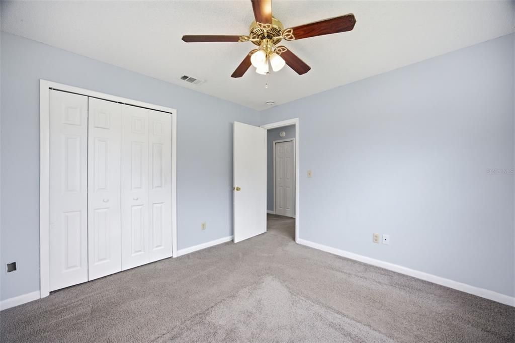 For Rent: $1,900 (2 beds, 1 baths, 720 Square Feet)