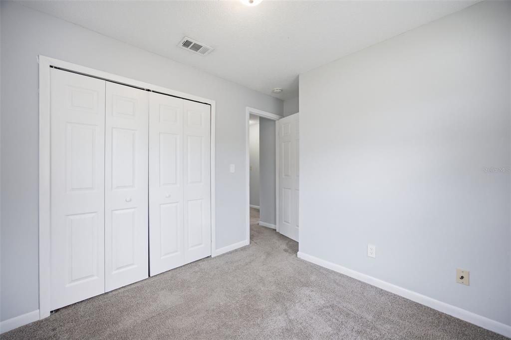 For Rent: $1,900 (2 beds, 1 baths, 720 Square Feet)