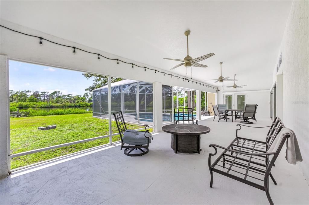 For Sale: $1,000,000 (3 beds, 3 baths, 2614 Square Feet)