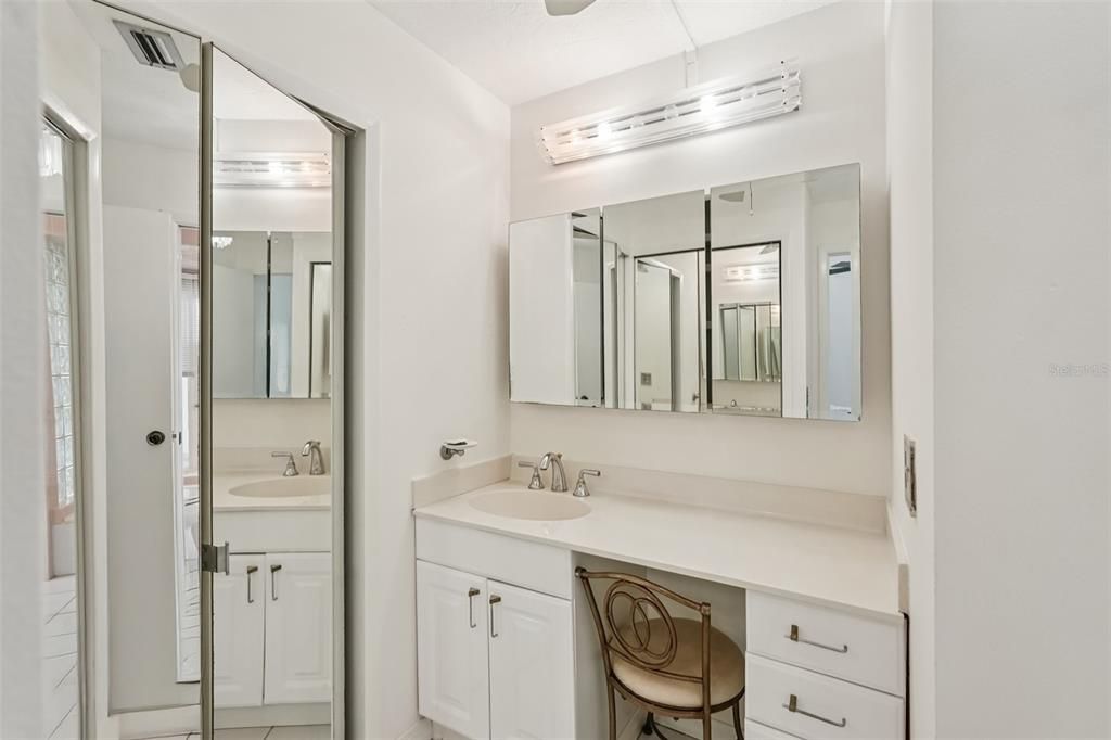 For Sale: $599,000 (3 beds, 2 baths, 1952 Square Feet)