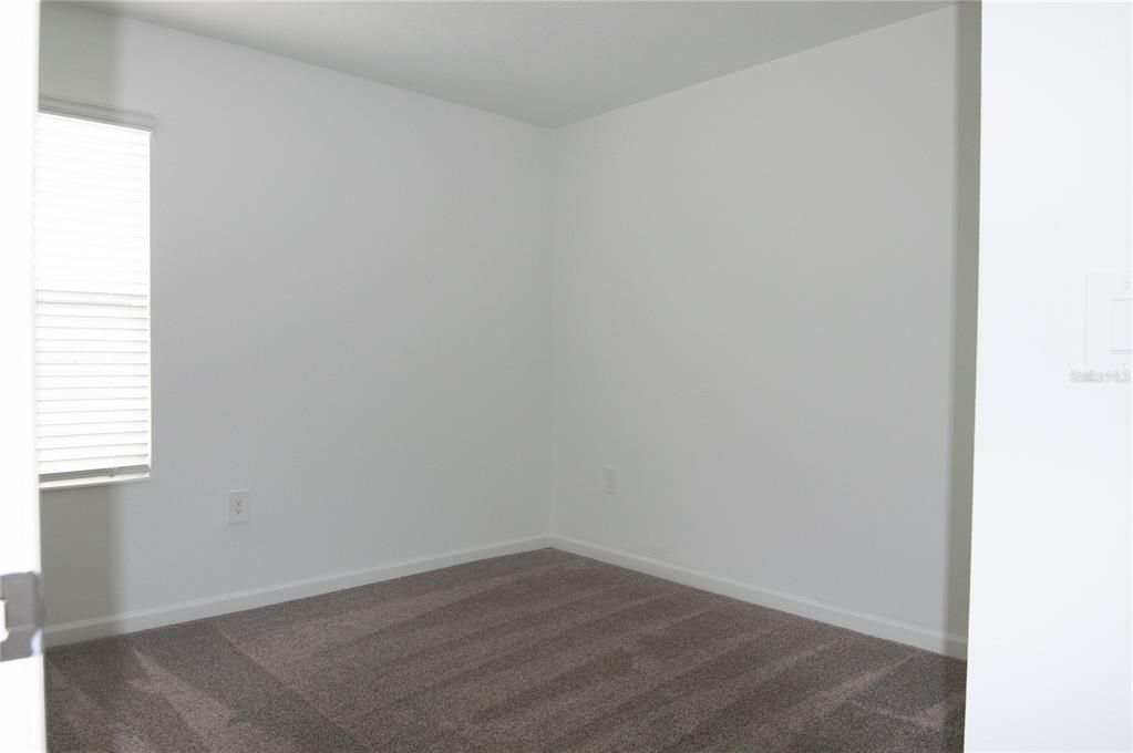 For Rent: $2,800 (3 beds, 2 baths, 1599 Square Feet)