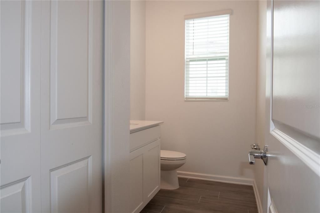 For Rent: $2,800 (3 beds, 2 baths, 1599 Square Feet)