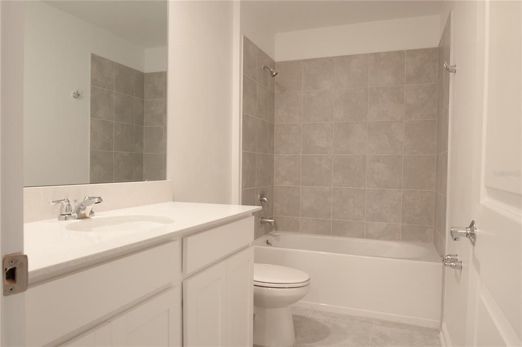 For Rent: $2,800 (3 beds, 2 baths, 1599 Square Feet)