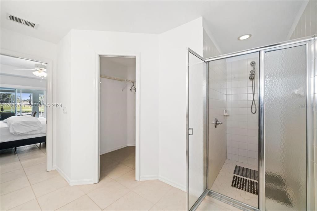 For Rent: $9,000 (3 beds, 2 baths, 1645 Square Feet)
