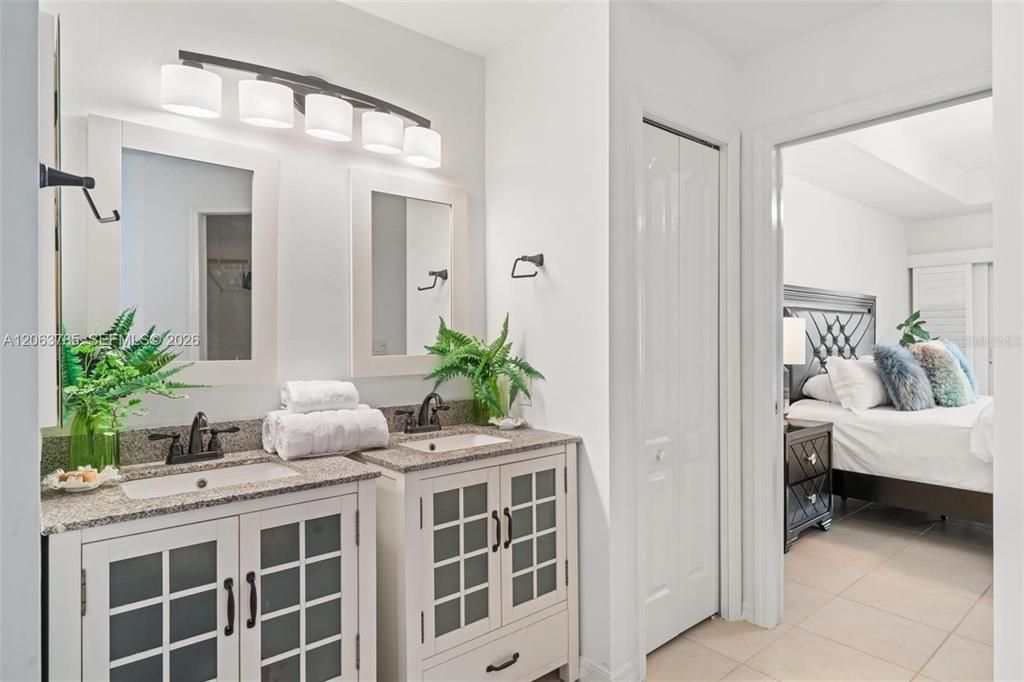 For Rent: $9,000 (3 beds, 2 baths, 1645 Square Feet)