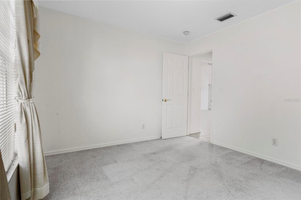 En Venta: $330,000 (3 camas, 2 baños, 1403 Pies cuadrados)