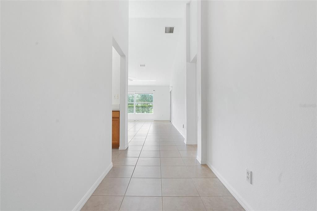 En Venta: $330,000 (3 camas, 2 baños, 1403 Pies cuadrados)