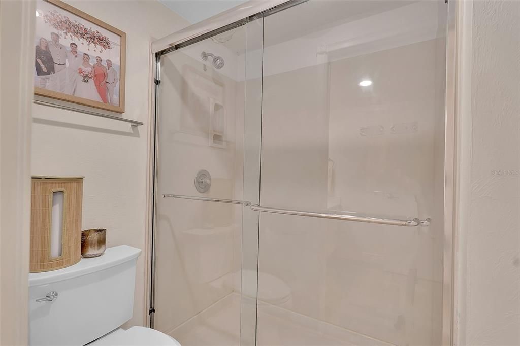 На продажу: $750,000 (2 спален, 2 ванн, 1834 Квадратных фут)