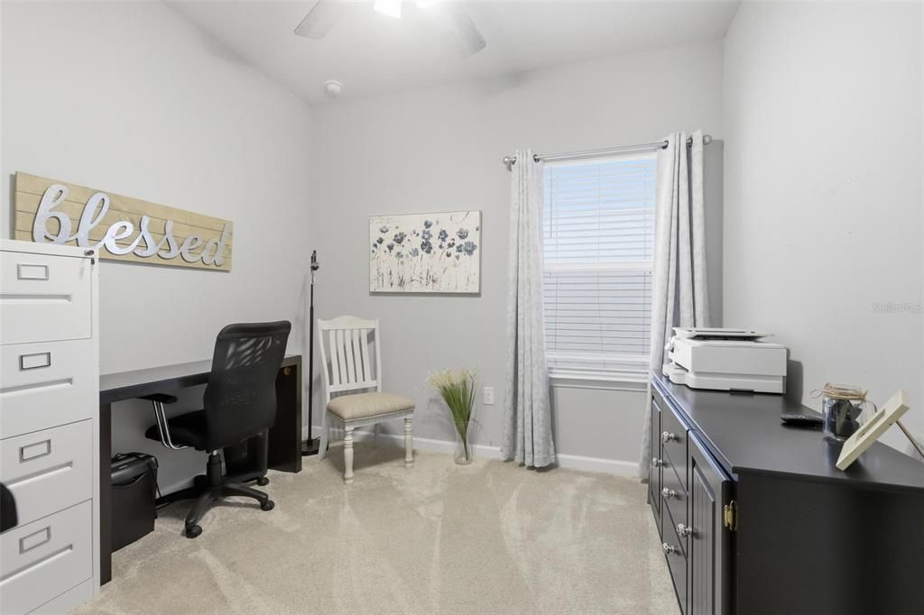 For Sale: $325,000 (3 beds, 2 baths, 1500 Square Feet)