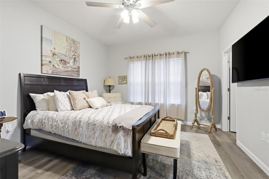For Sale: $325,000 (3 beds, 2 baths, 1500 Square Feet)