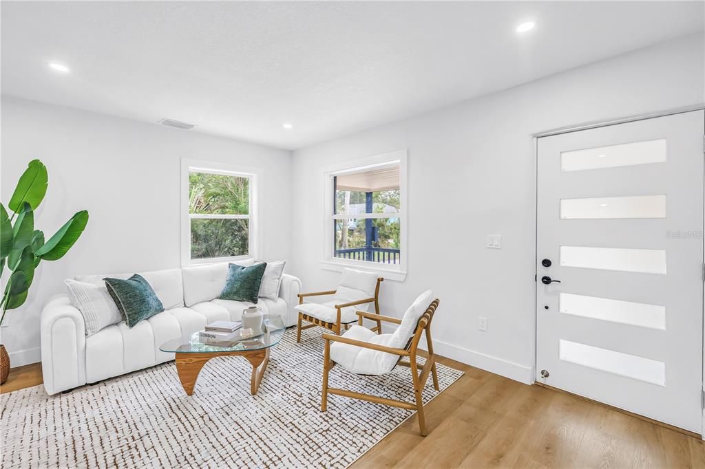 En Venta: $550,000 (3 camas, 2 baños, 1526 Pies cuadrados)