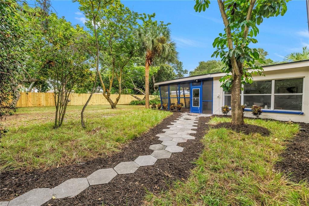 En Venta: $550,000 (3 camas, 2 baños, 1526 Pies cuadrados)