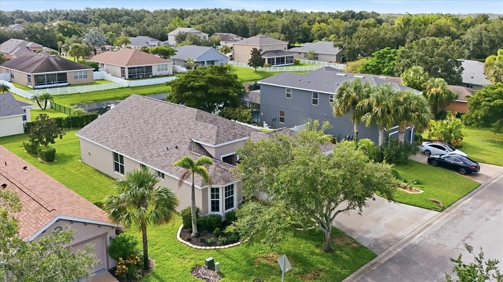 For Sale: $369,900 (3 beds, 2 baths, 1700 Square Feet)