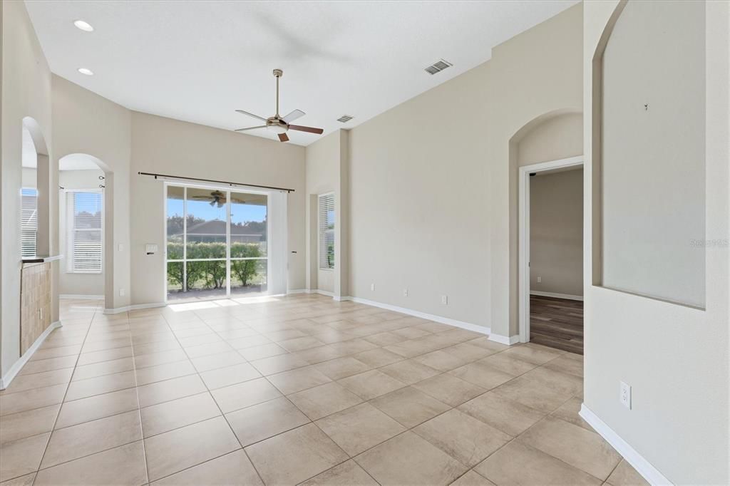 For Sale: $369,900 (3 beds, 2 baths, 1700 Square Feet)
