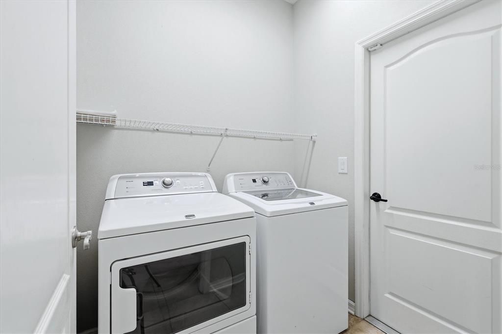 For Sale: $369,900 (3 beds, 2 baths, 1700 Square Feet)