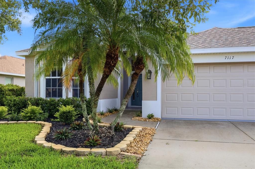 For Sale: $369,900 (3 beds, 2 baths, 1700 Square Feet)