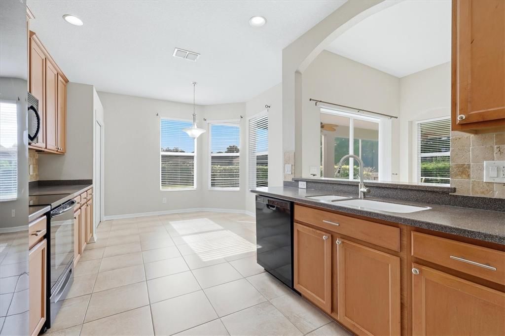 For Sale: $369,900 (3 beds, 2 baths, 1700 Square Feet)