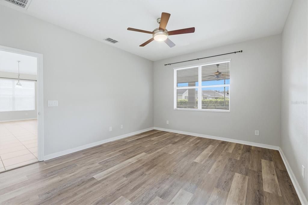 For Sale: $369,900 (3 beds, 2 baths, 1700 Square Feet)