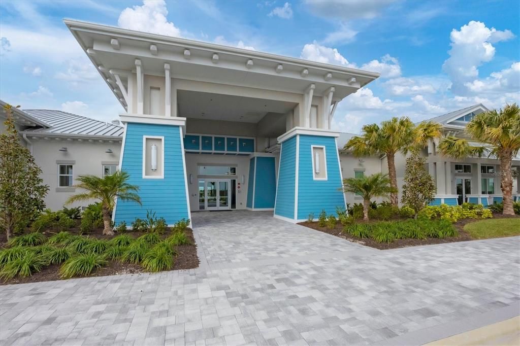 For Rent: $2,500 (2 beds, 2 baths, 1602 Square Feet)