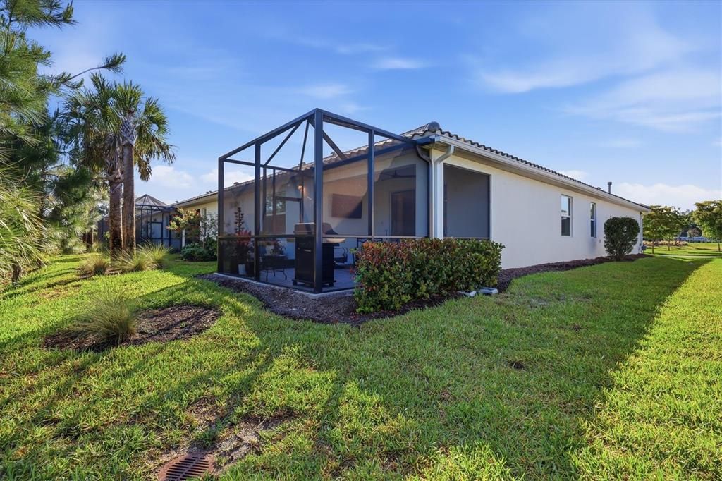 For Rent: $2,500 (2 beds, 2 baths, 1602 Square Feet)