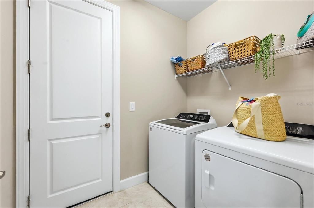 For Rent: $2,500 (2 beds, 2 baths, 1602 Square Feet)