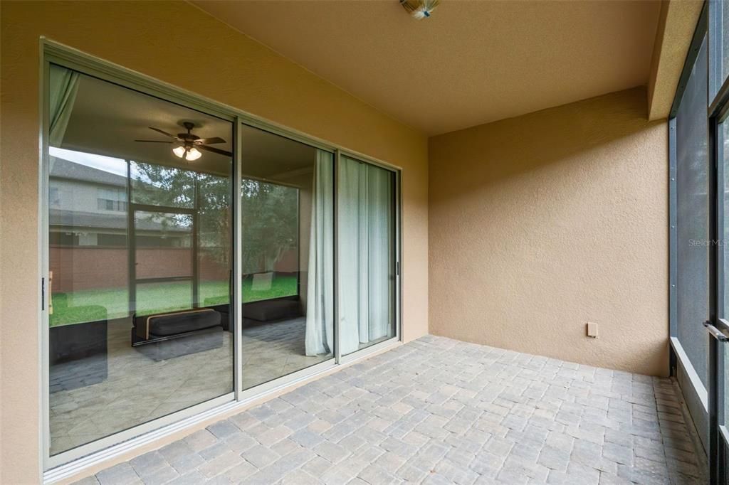 En Venta: $849,900 (4 camas, 3 baños, 3412 Pies cuadrados)