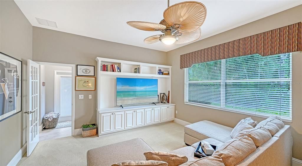 For Sale: $1,250,000 (3 beds, 3 baths, 2643 Square Feet)