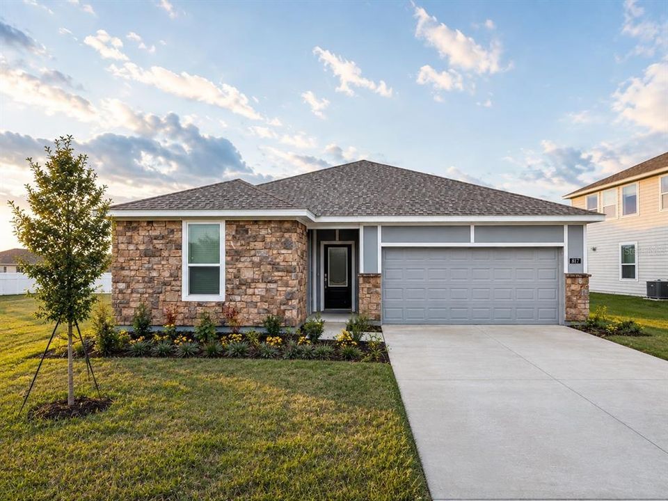 For Rent: $2,100 (3 beds, 2 baths, 1559 Square Feet)