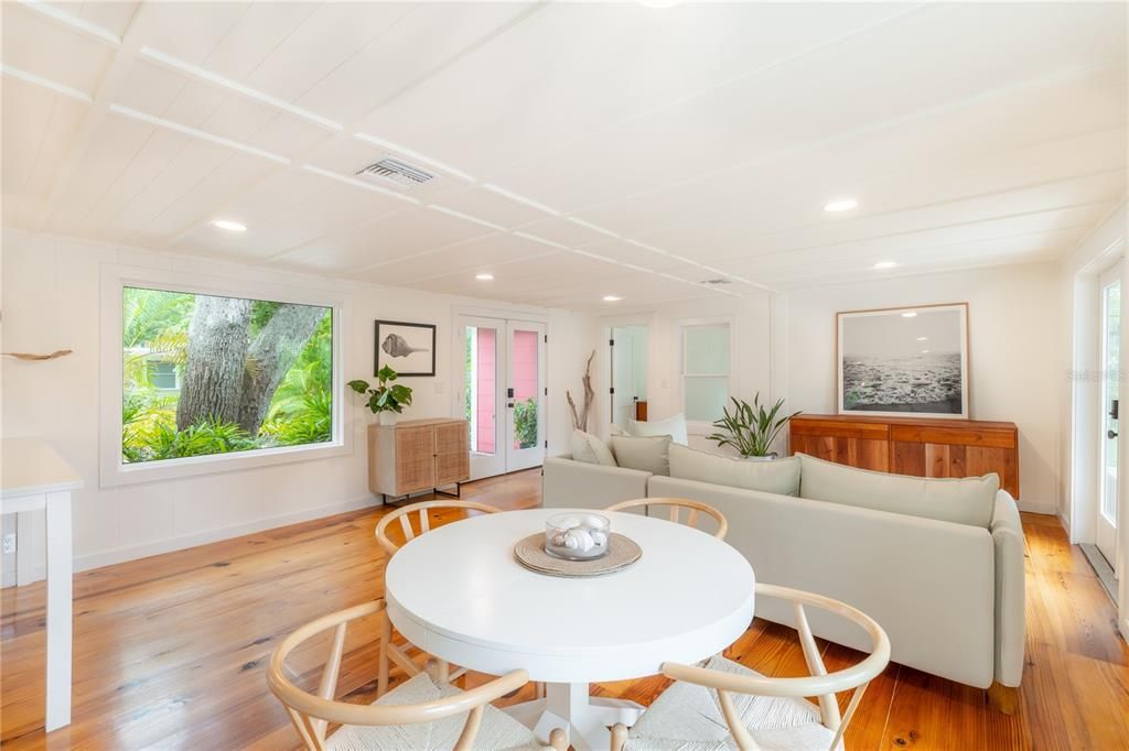 Activo con contrato: $599,000 (2 camas, 2 baños, 1020 Pies cuadrados)