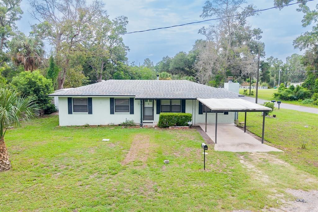 For Sale: $225,000 (3 beds, 1 baths, 1352 Square Feet)