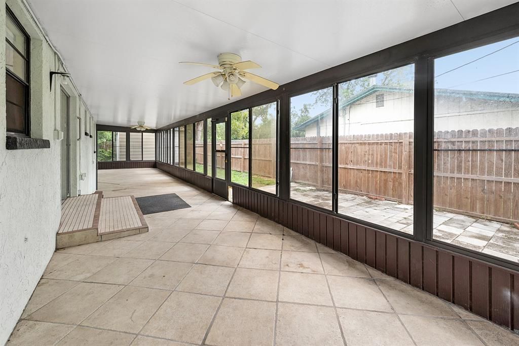 For Sale: $225,000 (3 beds, 1 baths, 1352 Square Feet)