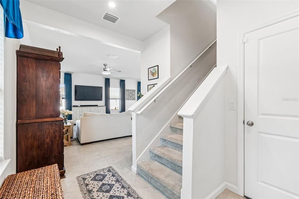 На продажу: $359,900 (3 спален, 2 ванн, 1848 Квадратных фут)