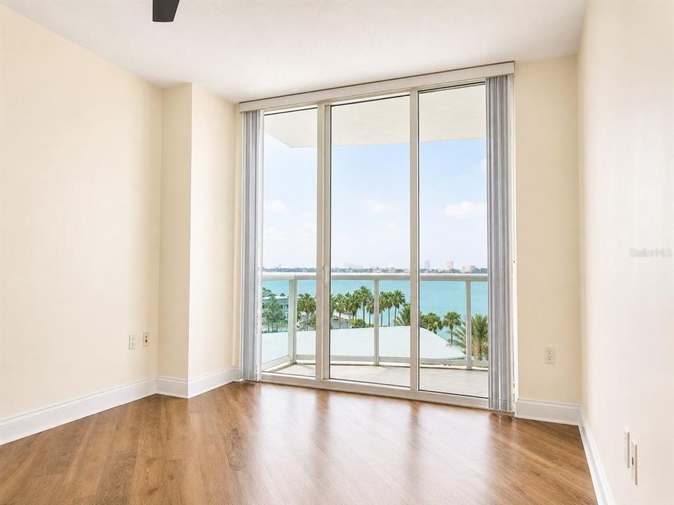 En Venta: $285,900 (2 camas, 2 baños, 1670 Pies cuadrados)